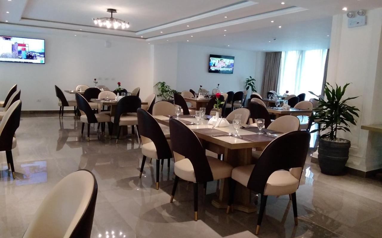 Check Inn Hotel 亚的斯亚贝巴 外观 照片