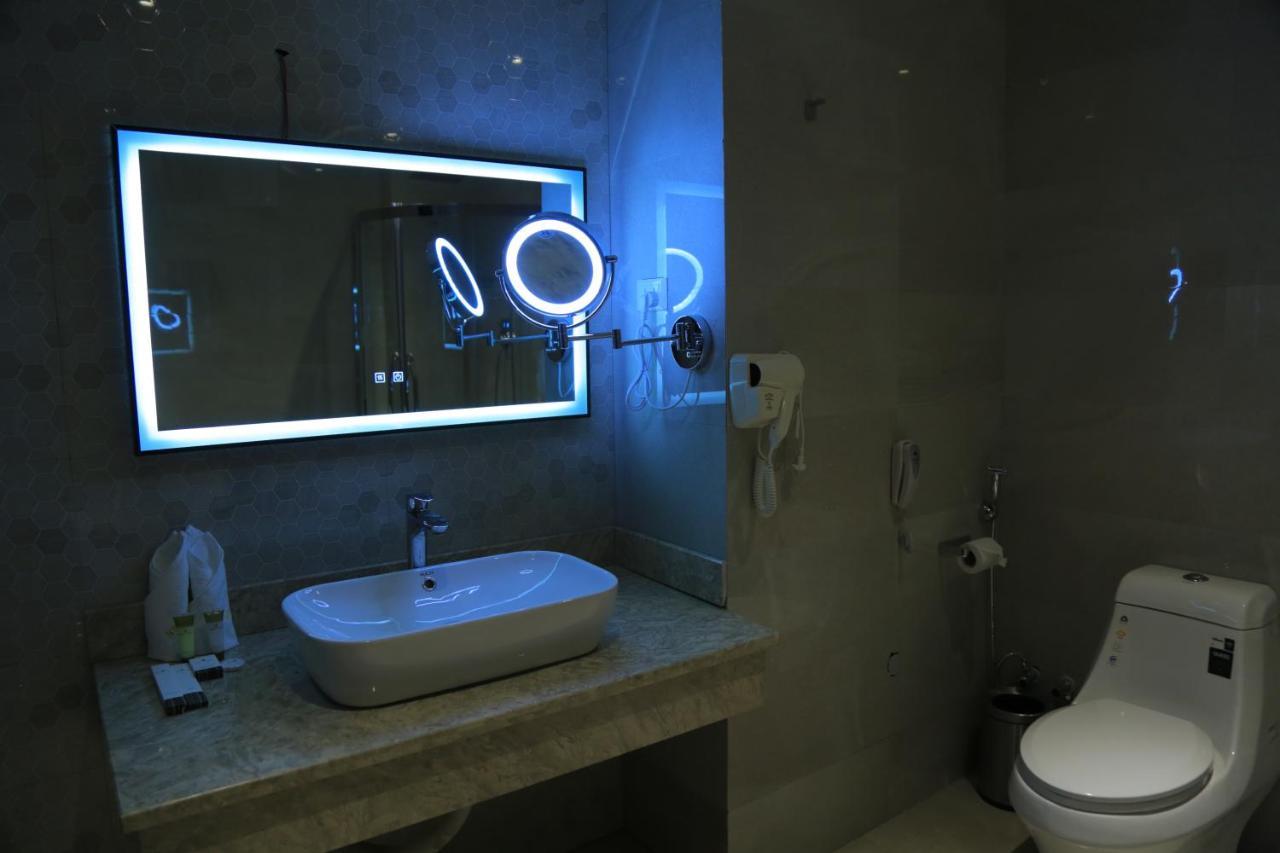 Check Inn Hotel 亚的斯亚贝巴 外观 照片